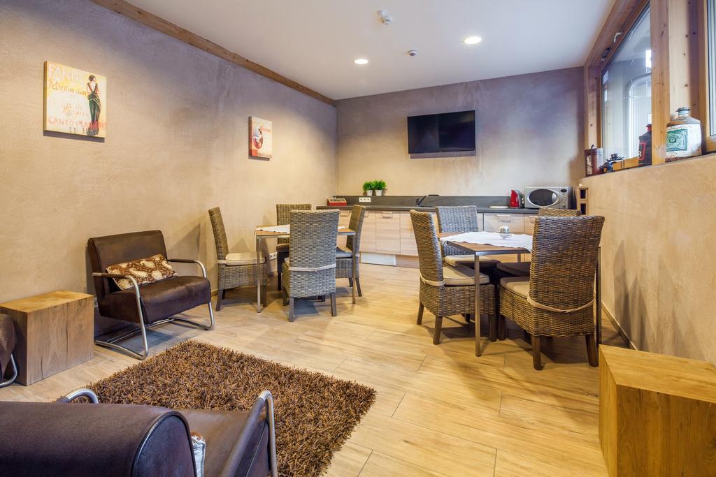 Gasthaus-Pension Reiterklause Лойташ Екстериор снимка