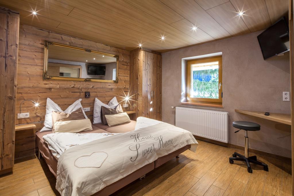 Gasthaus-Pension Reiterklause Лойташ Екстериор снимка